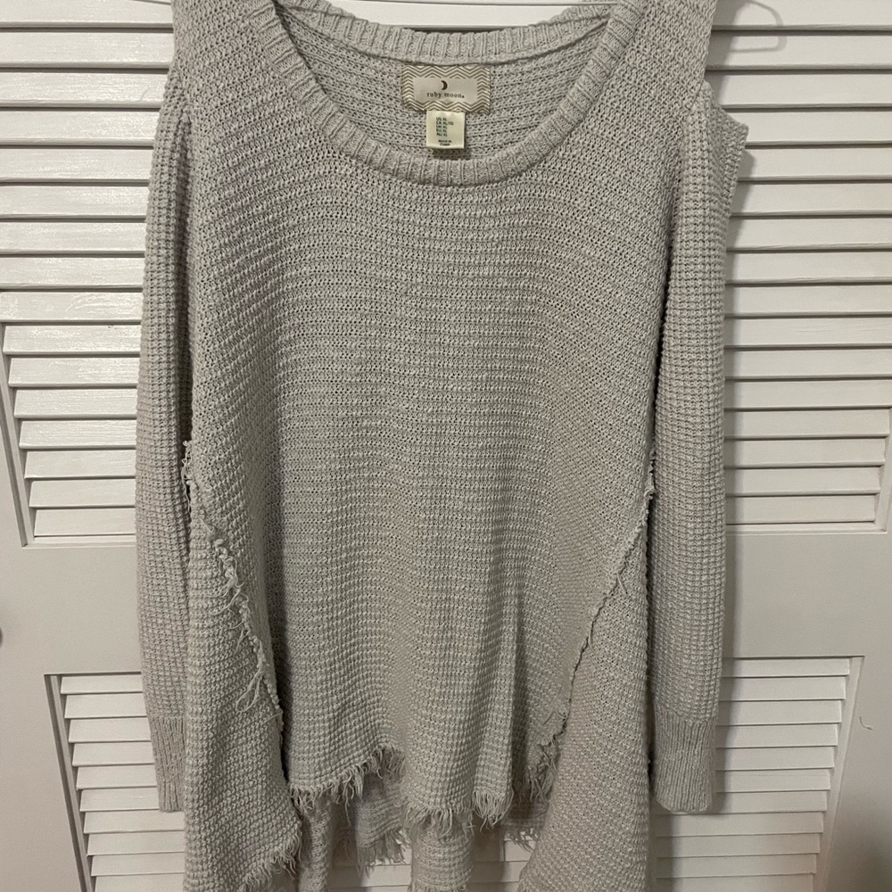 Ruby moon sweater cute out on the shoulder